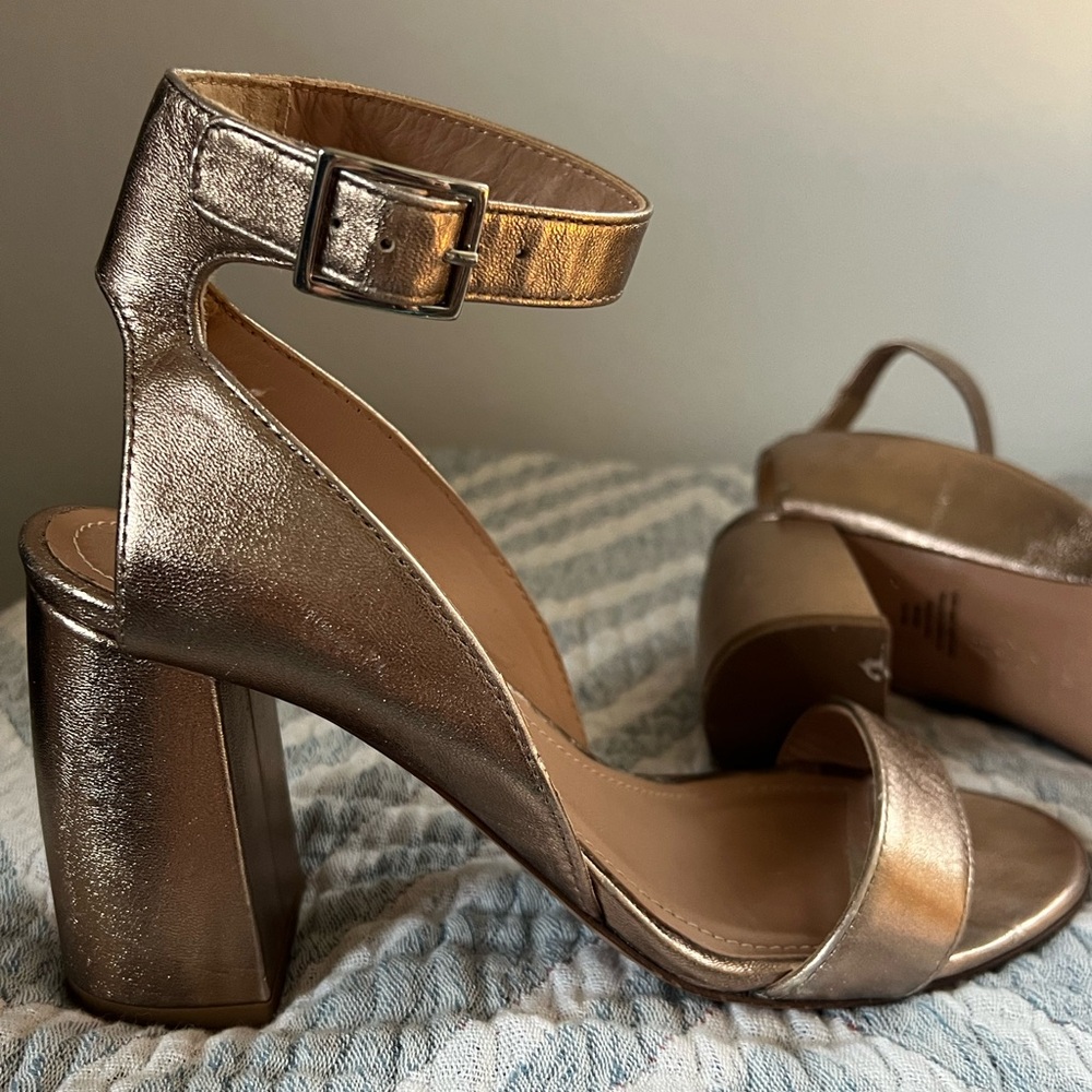 Rosé Gold Women's Sandals - Picture 3 of 8